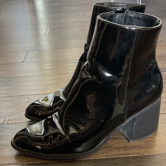 Black ankle booties - Picture 3 of 5